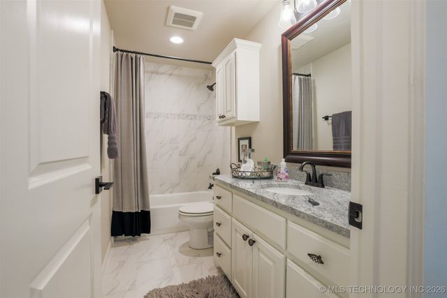 14804 E 77th Place North, Owasso, OK 74055