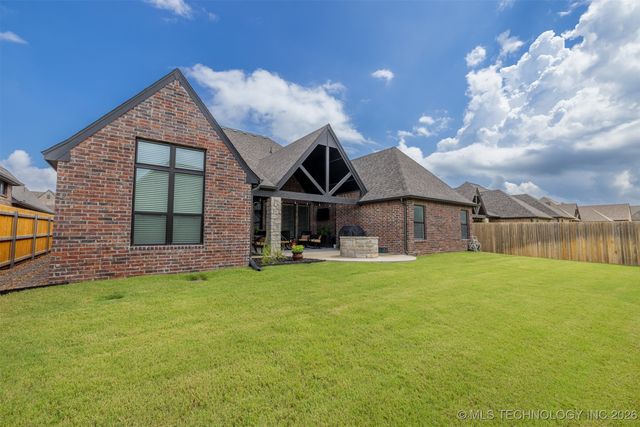 14804 E 77th Place North, Owasso, OK 74055
