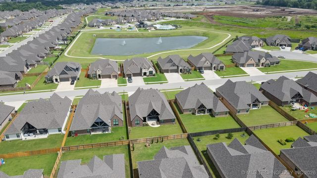 14804 E 77th Place North, Owasso, OK 74055