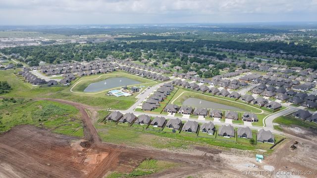 14804 E 77th Place North, Owasso, OK 74055