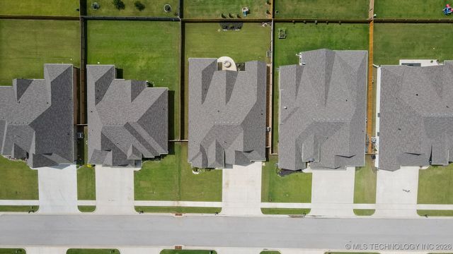 14804 E 77th Place North, Owasso, OK 74055