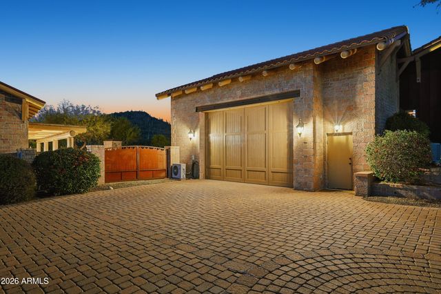 42531 N SPUR CROSS Road, Cave Creek, AZ 85331
