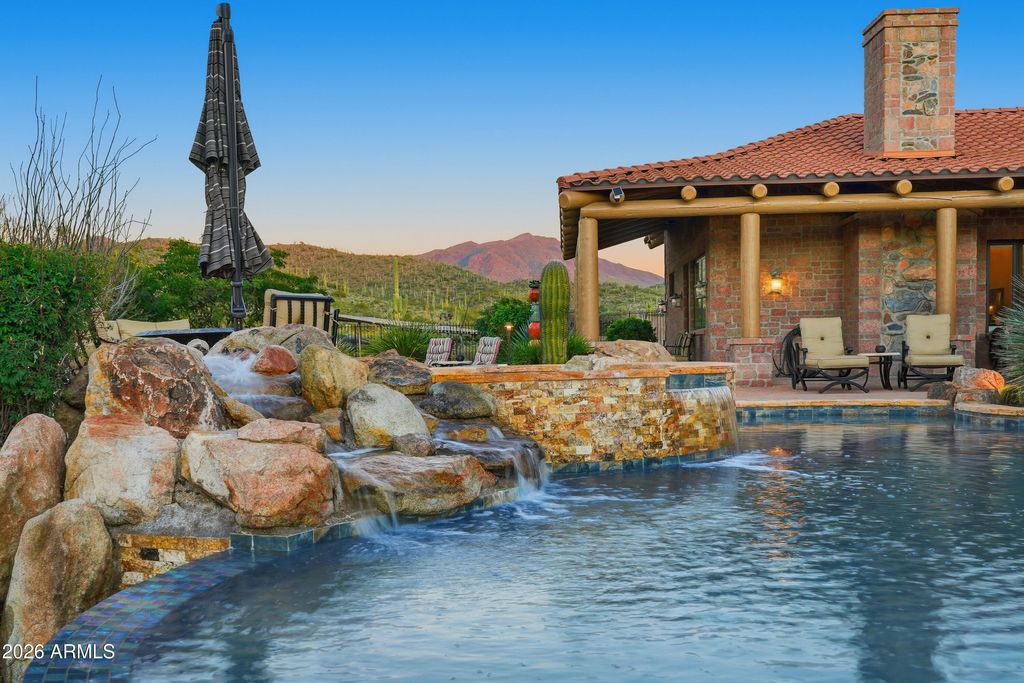 Image 29 of property listing at 42531 N SPUR CROSS Road, Cave Creek, AZ 85331