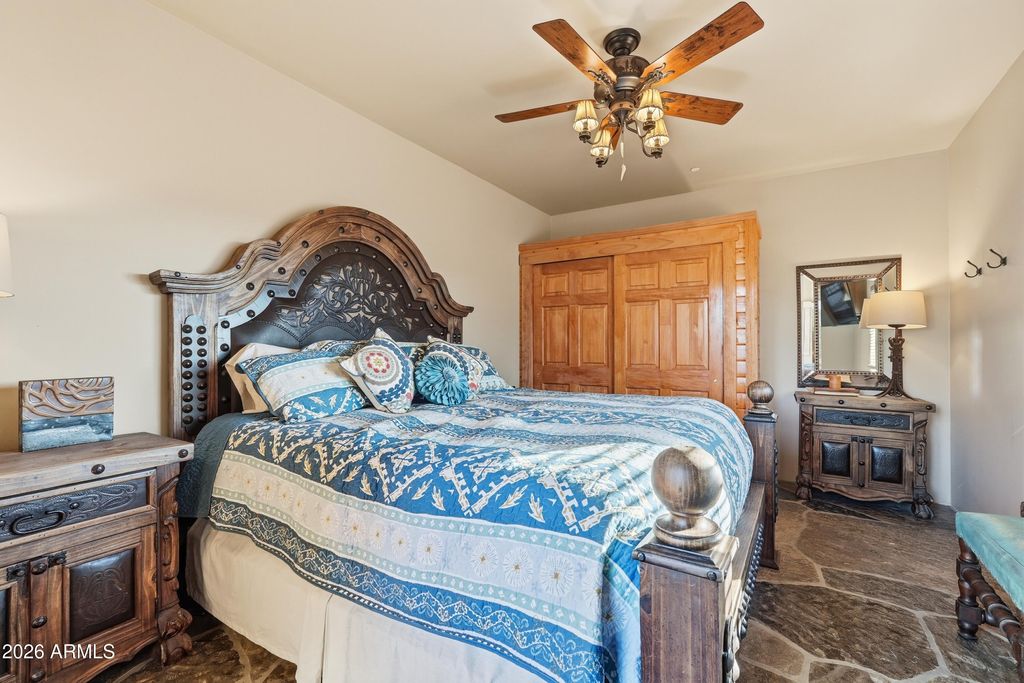 Image 53 of property listing at 42531 N SPUR CROSS Road, Cave Creek, AZ 85331