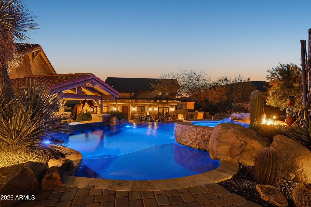 Image 61 of property listing at 42531 N SPUR CROSS Road, Cave Creek, AZ 85331