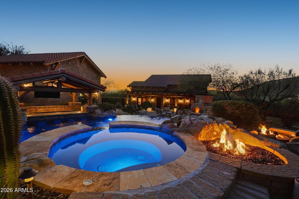 Image 66 of property listing at 42531 N SPUR CROSS Road, Cave Creek, AZ 85331