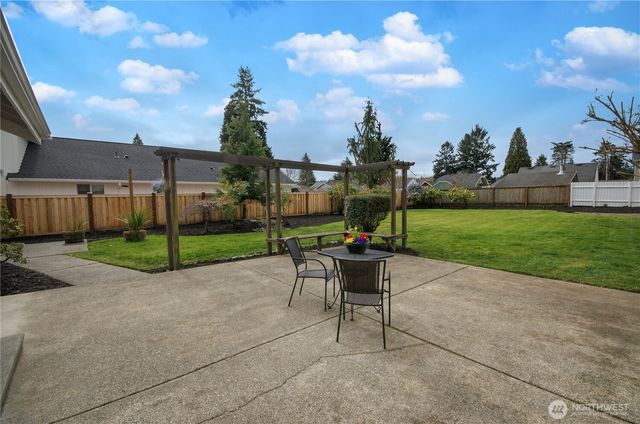 314 16th Street NW, Puyallup, WA 98371