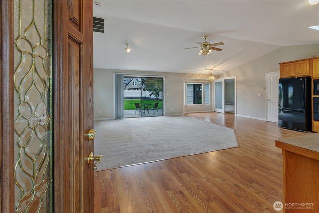 314 16th Street NW, Puyallup, WA 98371