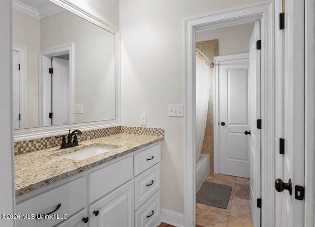 106 Sweetbriar Circle, Canton, MS 39046