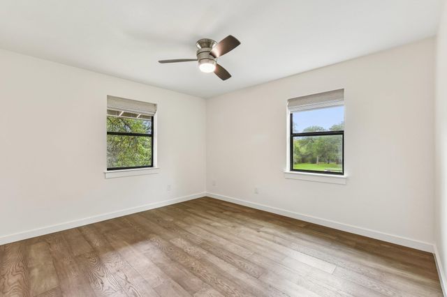 9004 Tara LN, Austin, TX 78737
