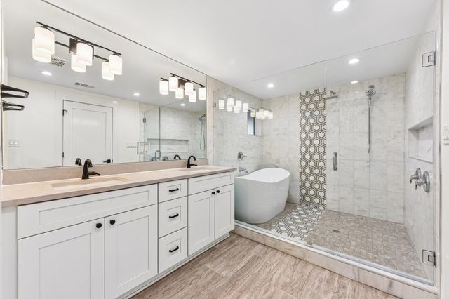 9004 Tara LN, Austin, TX 78737
