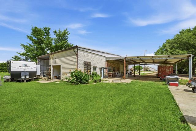 301 Cooks Lane, Franklin, TX 77856