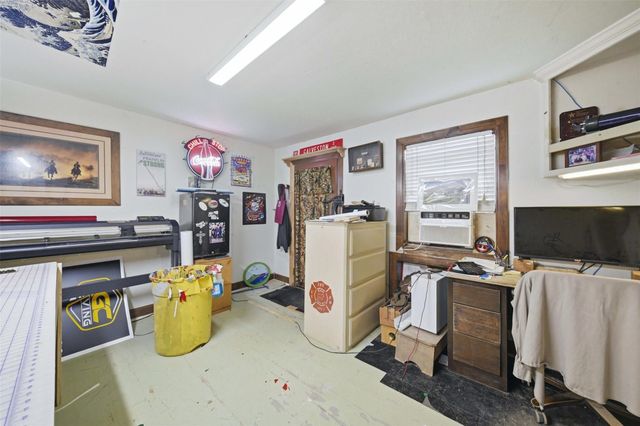 301 Cooks Lane, Franklin, TX 77856