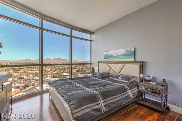 200 Sahara Avenue 1708, Las Vegas, NV 89102