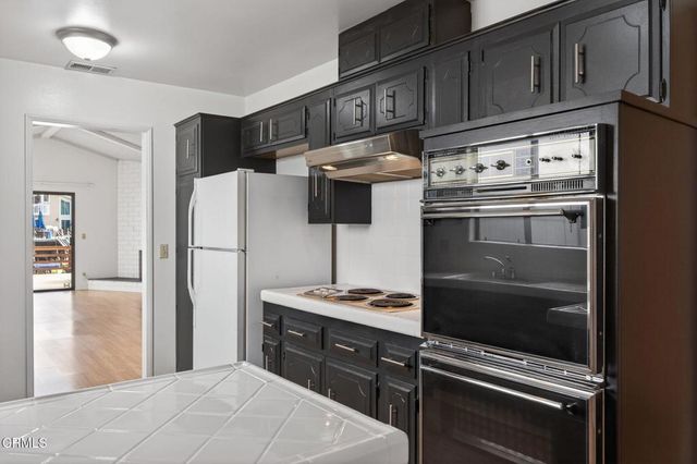 2920 Seahorse Avenue, Ventura, CA 93001