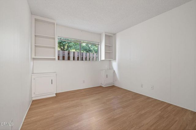 2920 Seahorse Avenue, Ventura, CA 93001