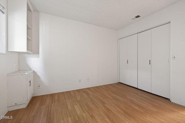 2920 Seahorse Avenue, Ventura, CA 93001