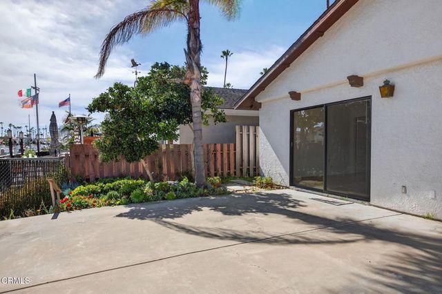 2920 Seahorse Avenue, Ventura, CA 93001