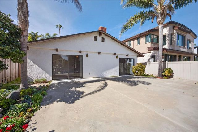 2920 Seahorse Avenue, Ventura, CA 93001