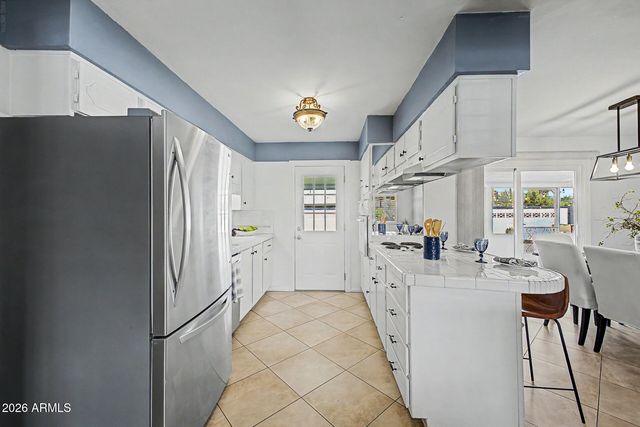 1006 W 12 th Street, Tempe, AZ 85281