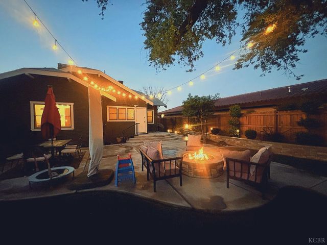 327 C Street, Lemoore, CA 93245