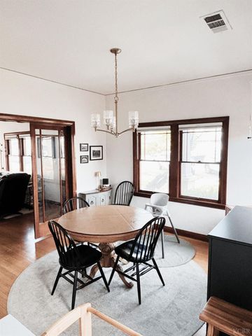 327 C Street, Lemoore, CA 93245