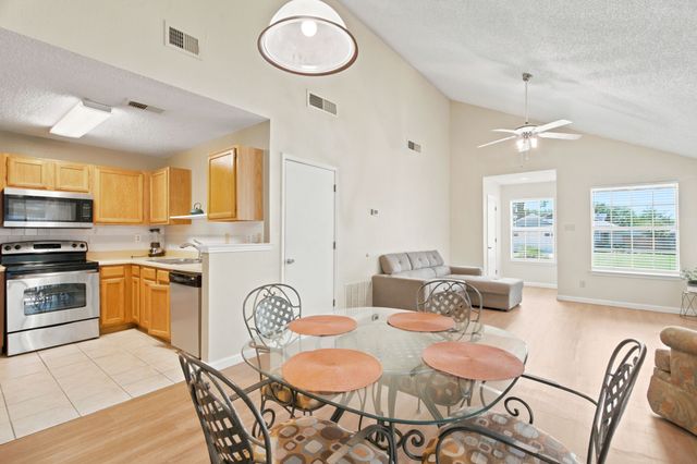 4837 Thistledown Drive, Fort Worth, TX 76137