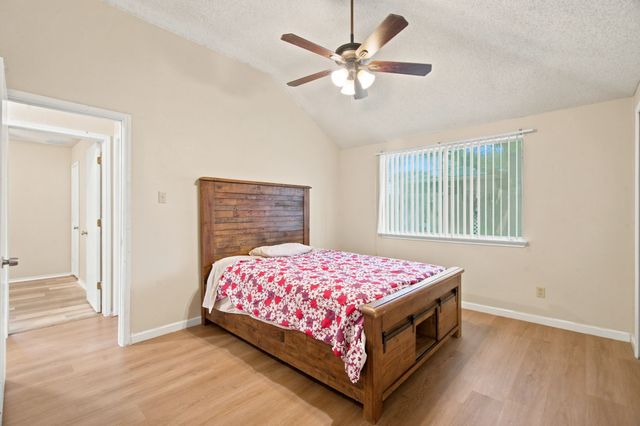 4837 Thistledown Drive, Fort Worth, TX 76137