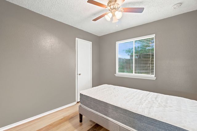 4837 Thistledown Drive, Fort Worth, TX 76137