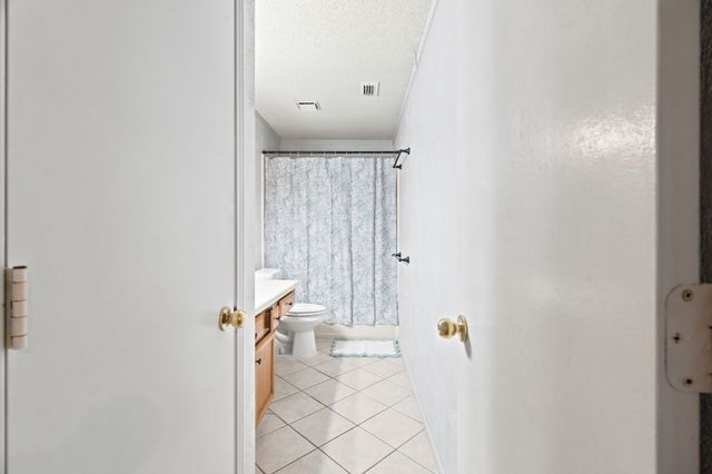 4837 Thistledown Drive, Fort Worth, TX 76137