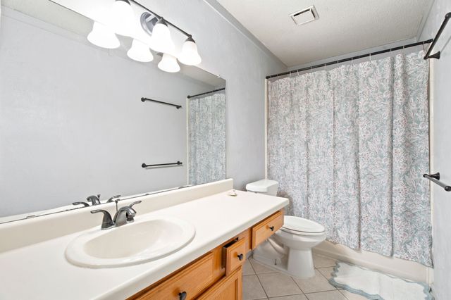 4837 Thistledown Drive, Fort Worth, TX 76137