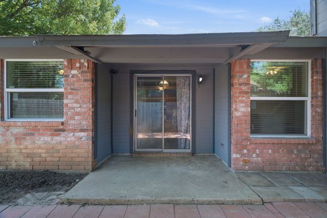 4837 Thistledown Drive, Fort Worth, TX 76137