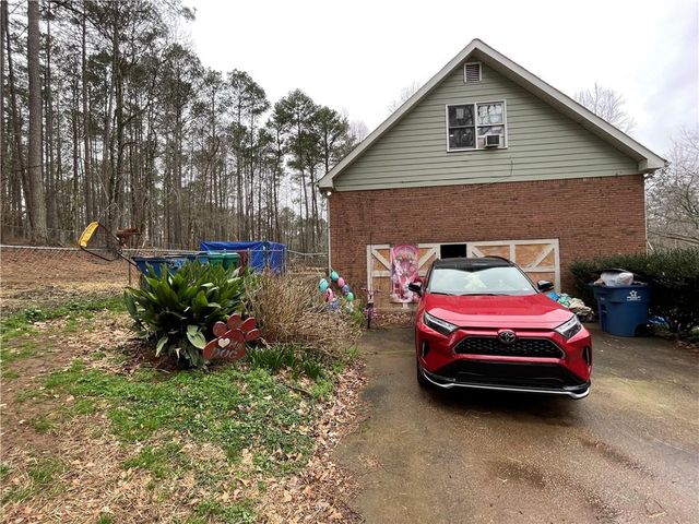 1940 Honey Creek SW Road, Conyers, GA 30094