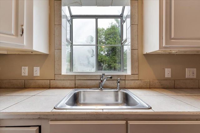 2410 E Wilma, Wichita, KS 67211