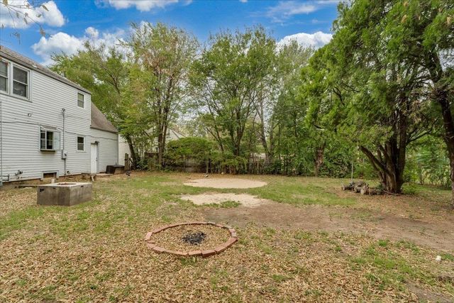 2410 E Wilma, Wichita, KS 67211