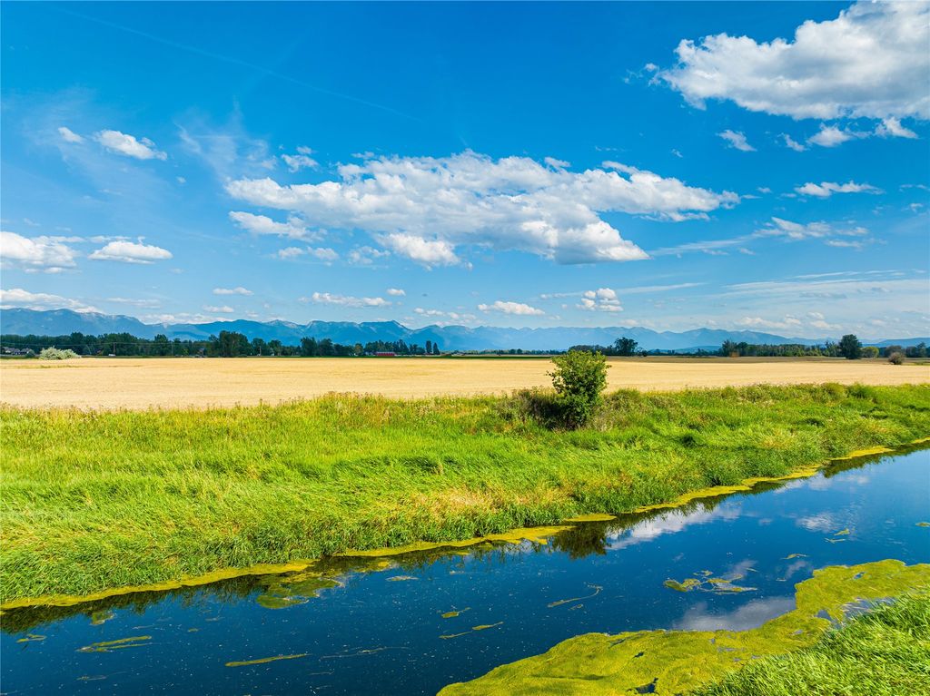 1203 Pheasant Hollow Way, Kalispell, MT 59901 photo 2