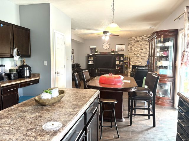 2702 Ashton Lane, Greenwood, IN 46143