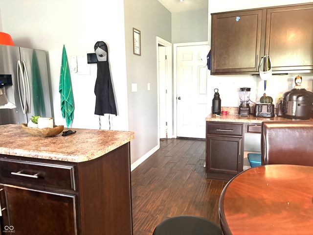 2702 Ashton Lane, Greenwood, IN 46143