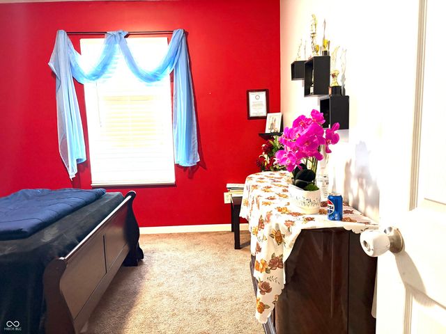 2702 Ashton Lane, Greenwood, IN 46143