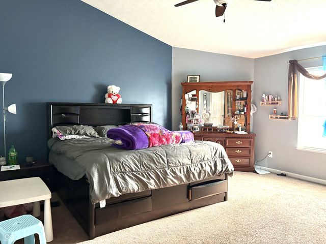 2702 Ashton Lane, Greenwood, IN 46143