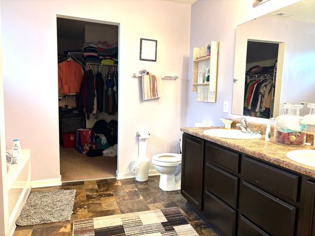 2702 Ashton Lane, Greenwood, IN 46143