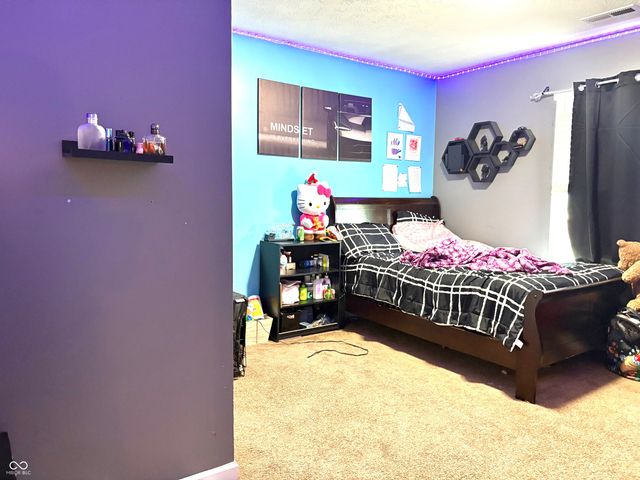 2702 Ashton Lane, Greenwood, IN 46143