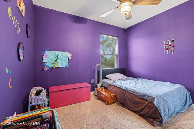 1563 Leeward Avenue SE, Palm Bay, FL 32909