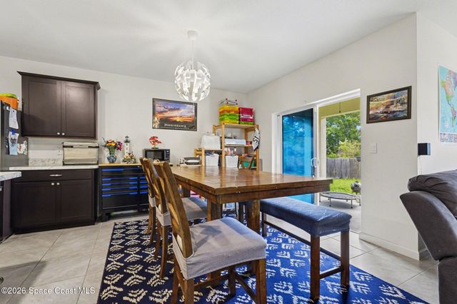 1563 Leeward Avenue SE, Palm Bay, FL 32909