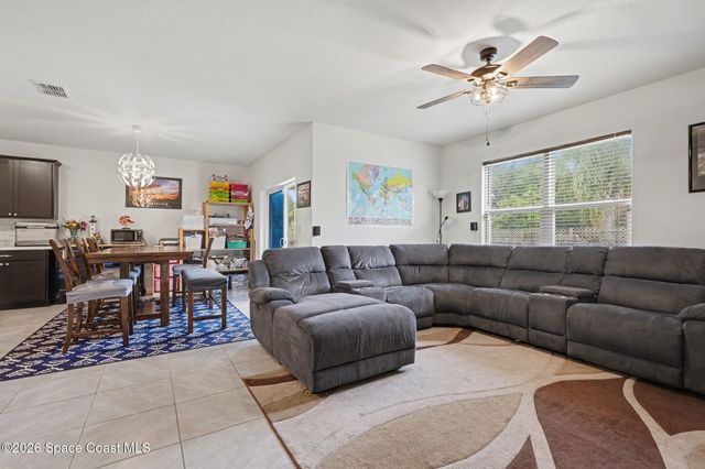 1563 Leeward Avenue SE, Palm Bay, FL 32909