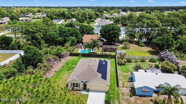 1563 Leeward Avenue SE, Palm Bay, FL 32909