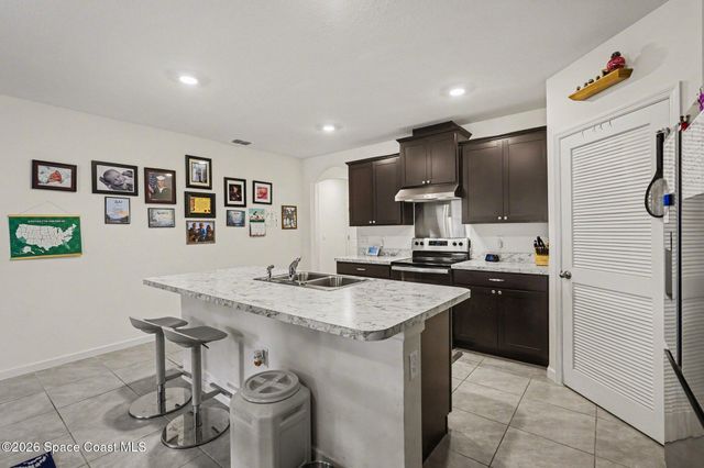 1563 Leeward Avenue SE, Palm Bay, FL 32909