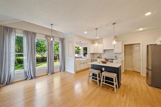 22304 W 52nd Street, Shawnee, KS 66226