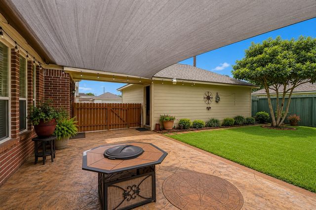 11207 Hillside Glen Trail, Houston, TX 77065