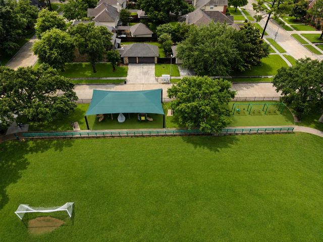 11207 Hillside Glen Trail, Houston, TX 77065